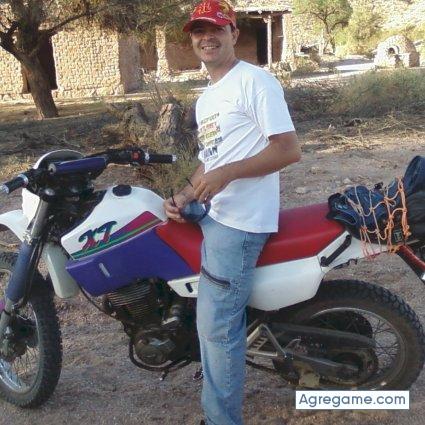 esteban324 chico soltero en Chepes