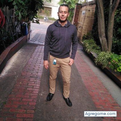 Lunar69 chico soltero en Puerto Bogotá