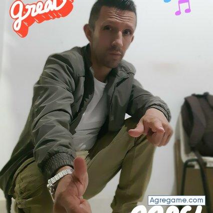 mauricio7928 chico soltero en La Plata