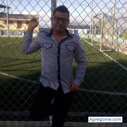 leosandoval7670 chico soltero en Santiago De María