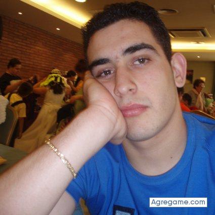 farfo10 chico soltero en Viladecans