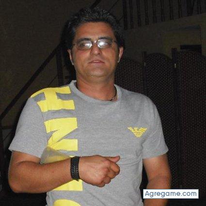 WATI chico soltero en Sotogrande