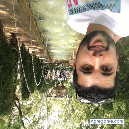 Chicommm30 chico soltero en Potes