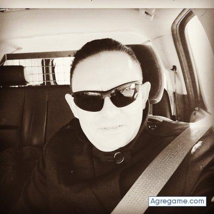 Venezolano77 chico soltero en Blue Island