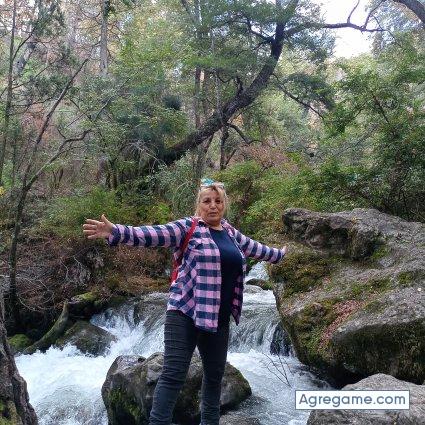 Noemimab chica soltera en Hoyo De Epuyén