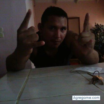 luiggiron28 chico soltero en Puerto Ayacucho
