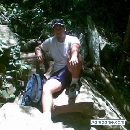 Knithg chico soltero en Valencia