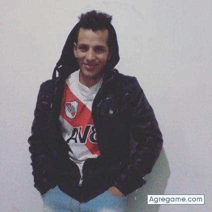 rodrigochaves chico soltero en Rafael Calzada