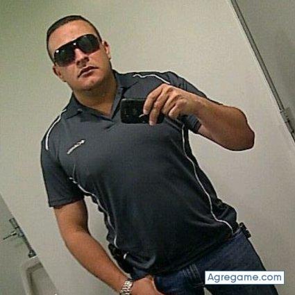 victorenrique03 chico soltero en Nantucket