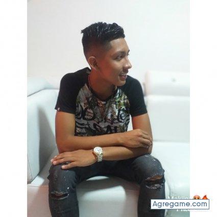 Bayronyascual chico soltero en La Gloria