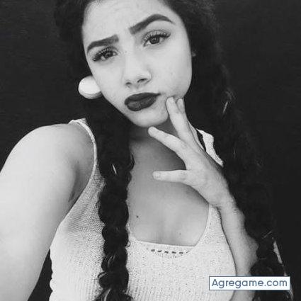 Marioly chica soltera en Puerto Barrios