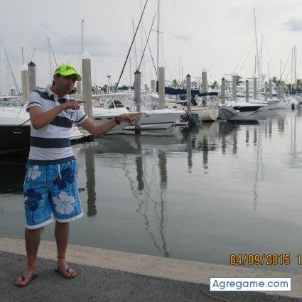 MigueCano chico soltero en 