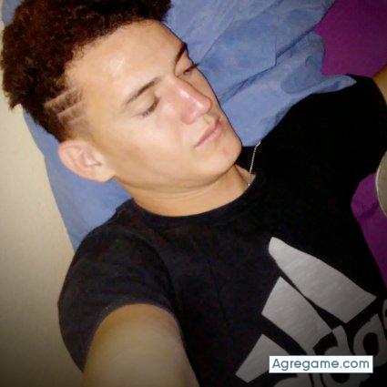 Ronycasasola chico soltero en Midvale