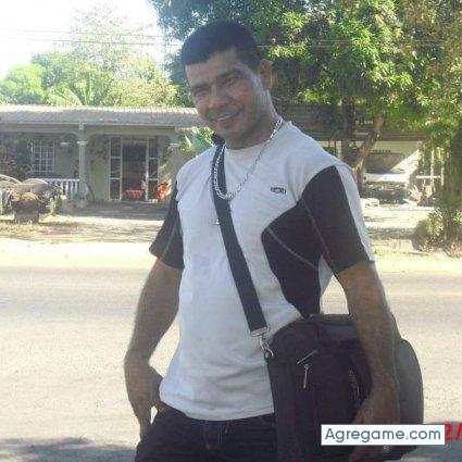 ottoneil chico soltero en Puerto Armuelles