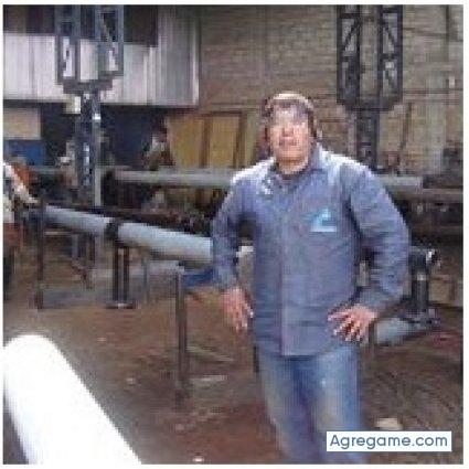 Cesaragusto chico soltero en Quito