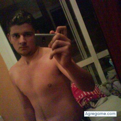 ernavarrete chico soltero en Málaga