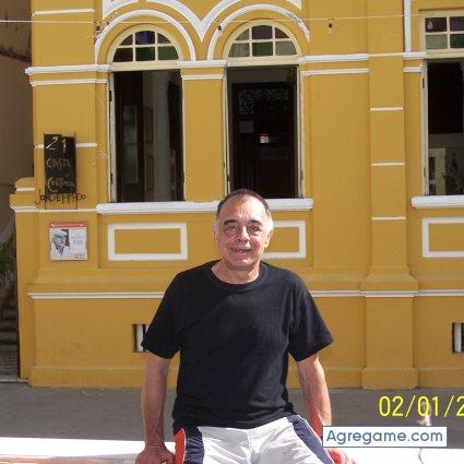 funnyh chico viudo en 