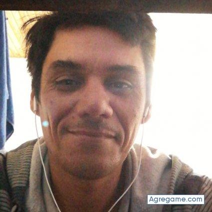 Jjcastro41 chico soltero en Carmelo