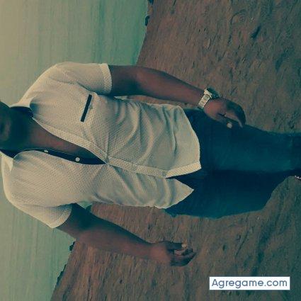 Alainn chico soltero en Chorrillos