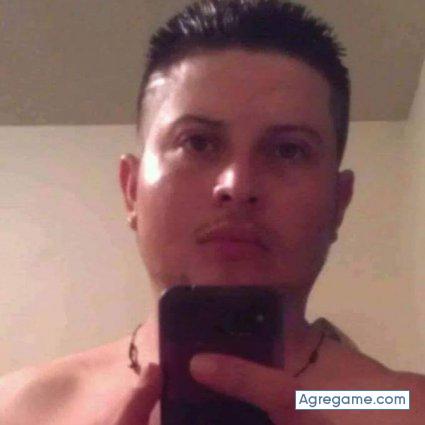 Albinocastillo chico soltero en Acajutla