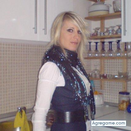 Lorena1803 chica soltera en Montevideo