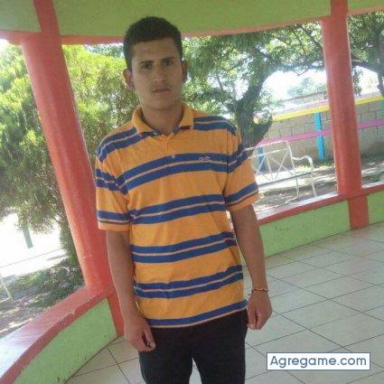 gustavoadolfo5359 chico soltero en San Isidro De Coronado