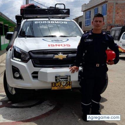 pocho1986 chico soltero en Isnos