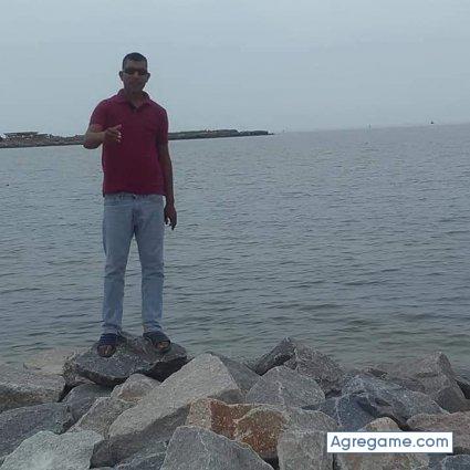 Lunelis chico soltero en Mattawa