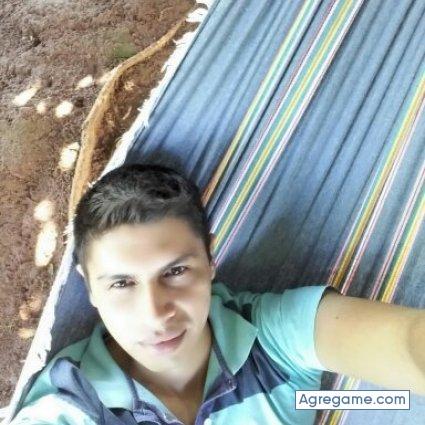 Fernomas chico soltero en Coronel Oviedo