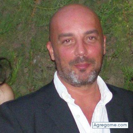 Santo35 chico soltero en Sevilla