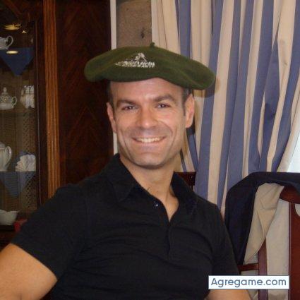 Bato chico soltero en Bilbao