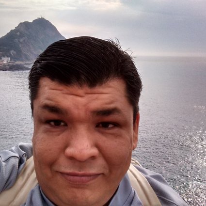 Denieru chico soltero en Mazatlán