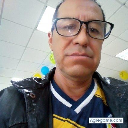 Eudorosamboni chico soltero en Hempstead