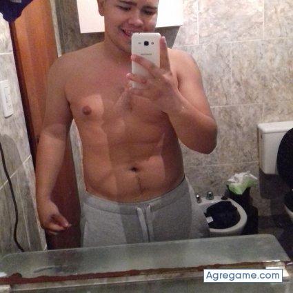 nahuelmartinez chico soltero en Merlo