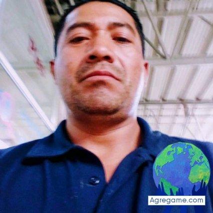 moisessocorec chico soltero en Antigua Guatemala