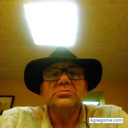 wggjkl chico soltero en Sedalia