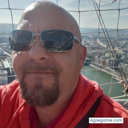 Cocolino1977 chico divorciado en Pamplona