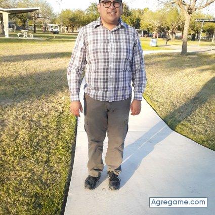 Rodrigo2612 chico soltero en Edinburg