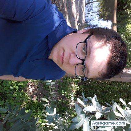 Roberto143 chico soltero en San Vicente De Taguatagua