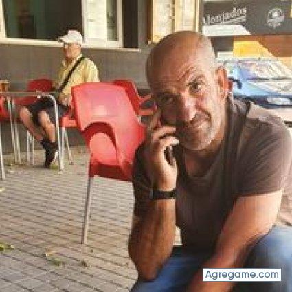 cristobaljordan chico soltero en Trigueros