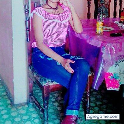 Melkinmejia chica soltera en Bensenville