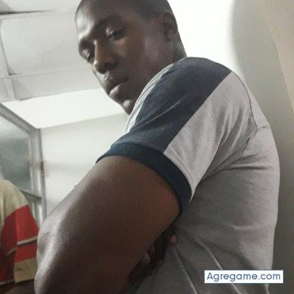 dayronsotolongo chico soltero en Arroyo Naranjo