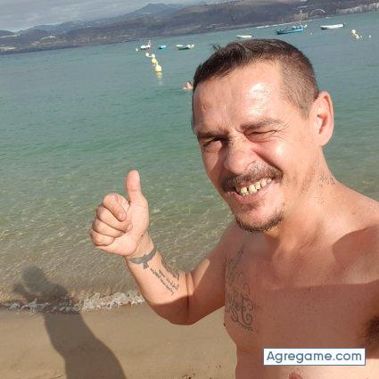 Gatitolp chico soltero en Umbrete