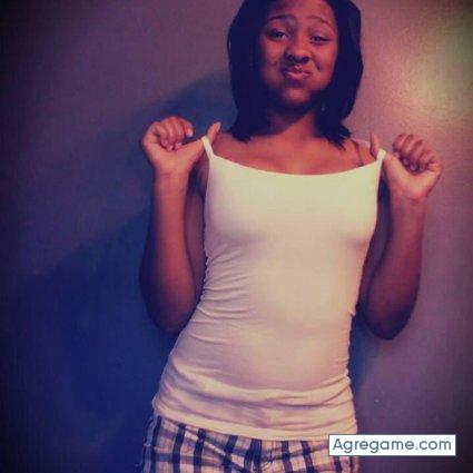 tiffanybea120 chica soltera en Ulysses