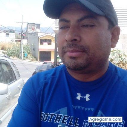 Alexximenez chico soltero en Mixco