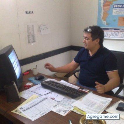 santinno chico soltero en Yacimiento Río Turbio