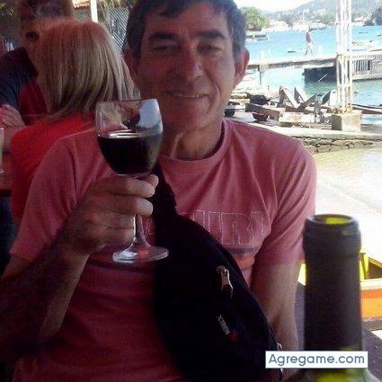 Carasius chico soltero en Alto Hospicio