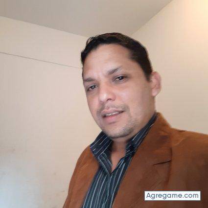 yovzla chico soltero en Montevideo