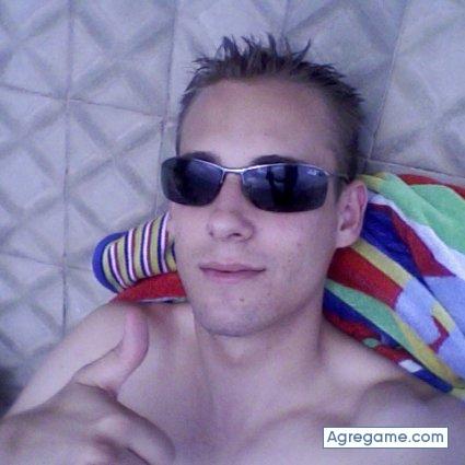 fastsnake chico soltero en Cifuentes