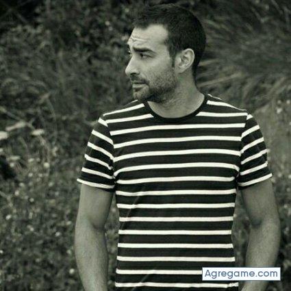 Alexanderrioja chico soltero en Henderson